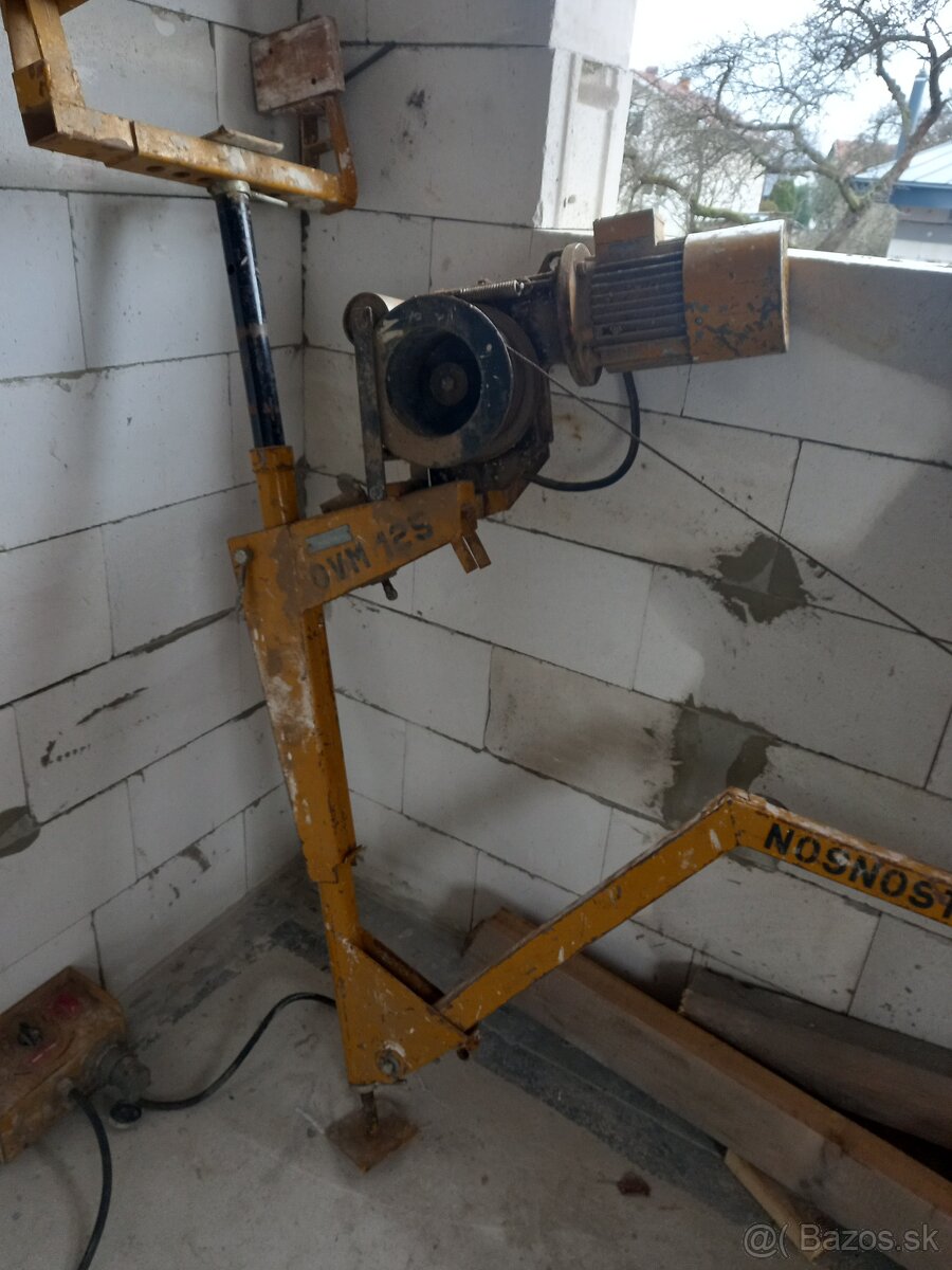 Stavebný výťah nosnosť 125kg - 6