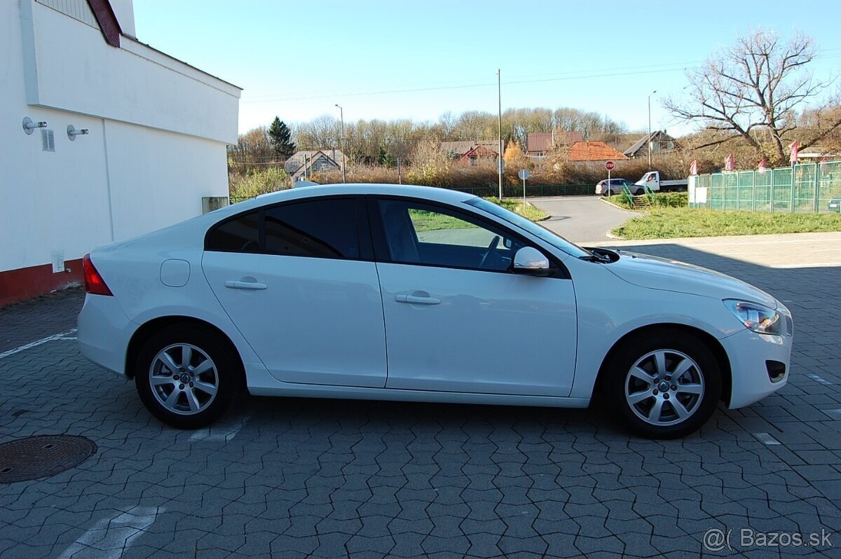 Volvo S60 - 6