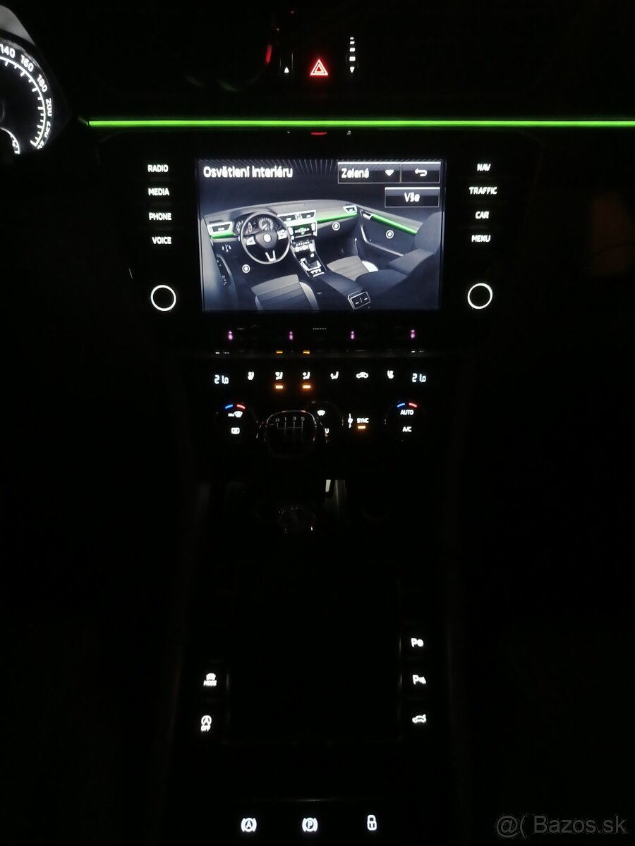 Škoda Superb combi 2.0 TDI 110 kw - 6