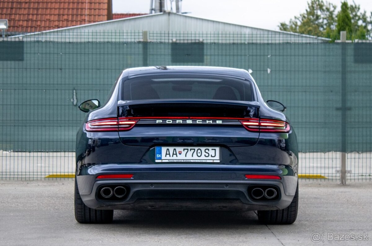 Porsche Panamera 4 E-Hybrid 4x4 A/T - 6