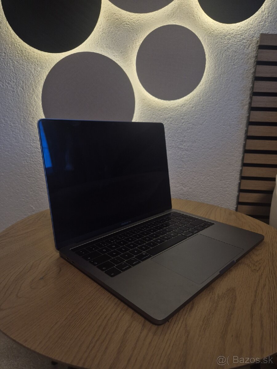Predam vymenim macbook pro 13`3 touchbar - 6