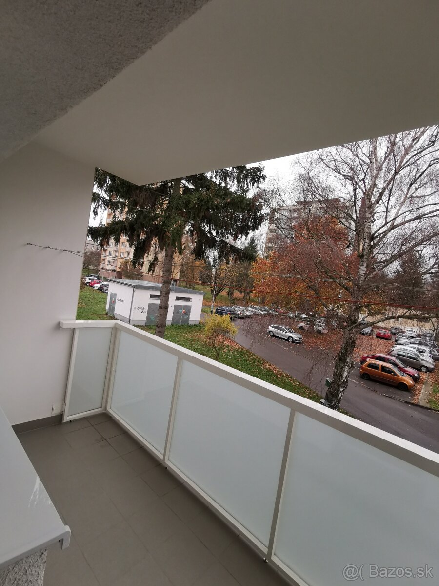 Na predaj 2-izbový tehlový byt – SNP, NMnV - 6