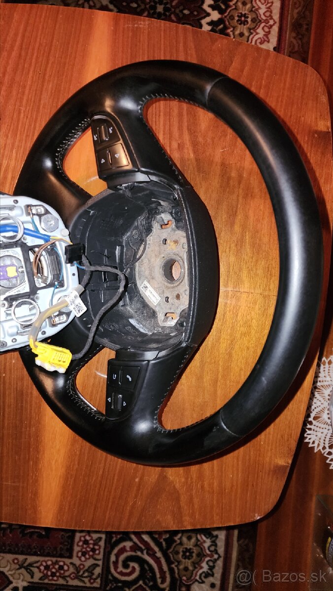 Volant Superb 2, Octavia 2 - 6