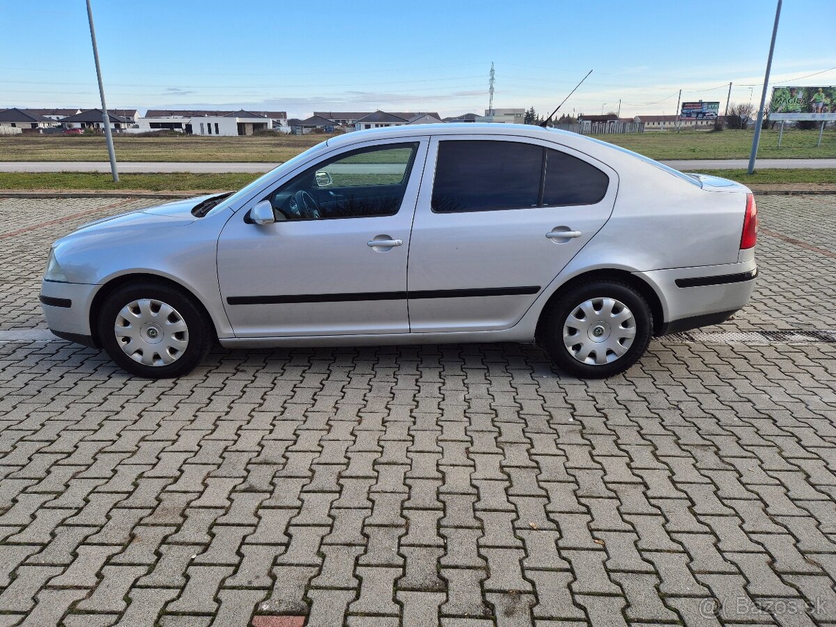 Predám Škoda Octavia 2 1.9 TDI 77kw DSG A/T r.v.2005 - 6