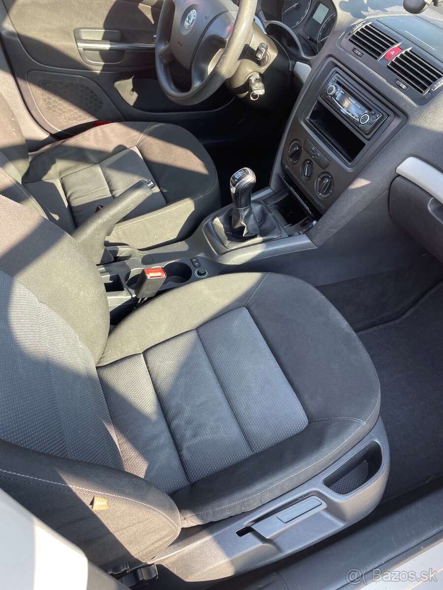 Škoda Octavia 2, 1.9 TDI - 6