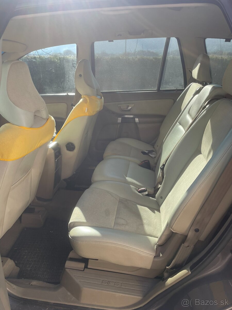 Volvo XC90 - 6