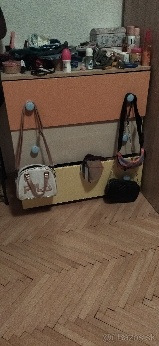 Zostava postele ,stolík do detskej izby - 6