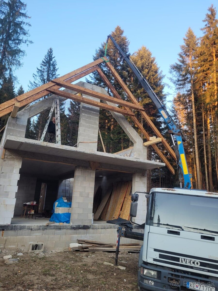 Preprava materiálu autom s hydraulickou rukou (8t, 8m dosah) - 6