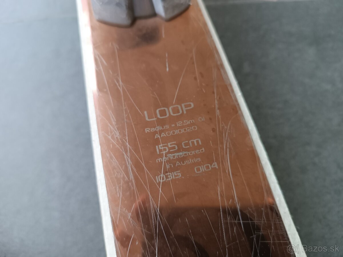 Lyže Volant a lyžiarky Atomic - 6