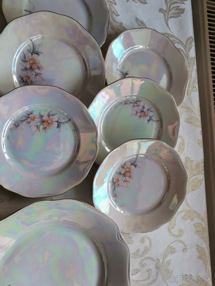 Súprava tanierov - 6