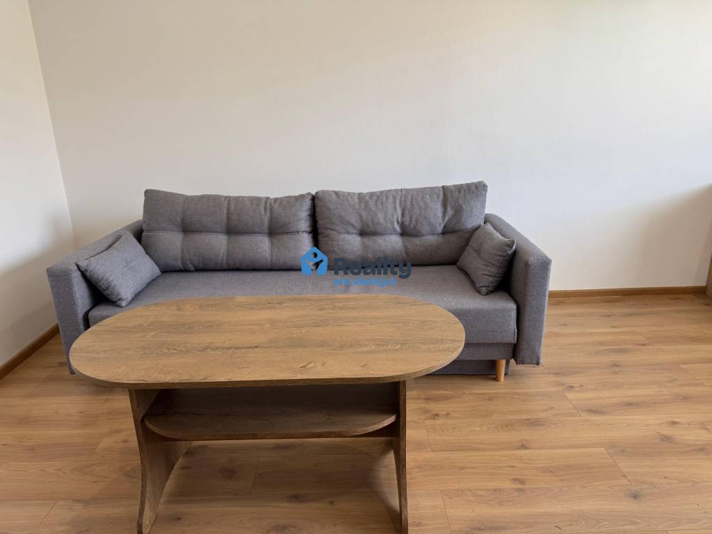 Prenájom 2-izb.byt, nová rekonštrukcia, nové zariadenie, SN - 6