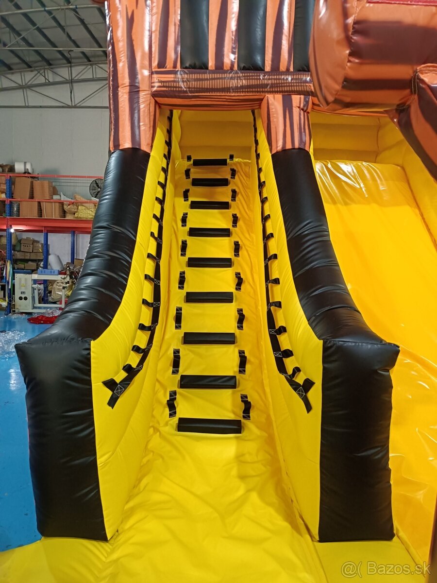 Skakaci hrad pirátska loď - 6