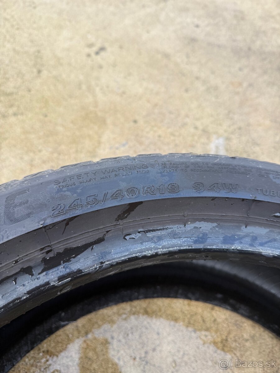 245/40 R19 - 6