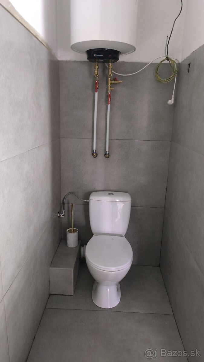 Obchodné ,prevádzkové a kancelárske priestory - 6