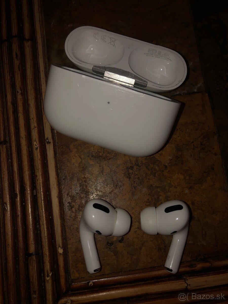 Apple AirPods Pro - 6