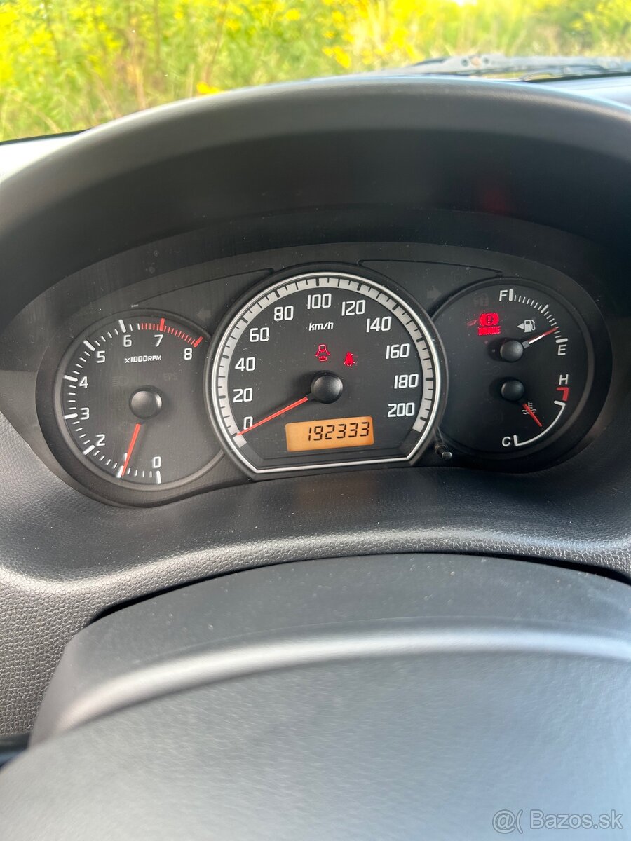 Suzuki swift 1.3 4x4 - 6