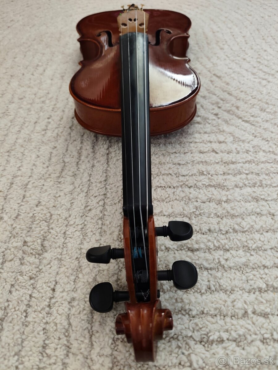 Predám celé 4/4 husle s púzdrom. - 6