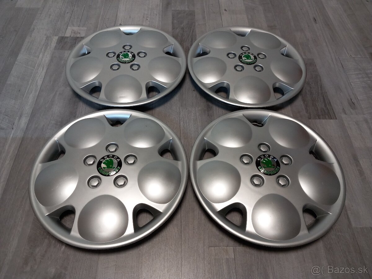 Dobové puklice Bouli, Škoda sada - 6