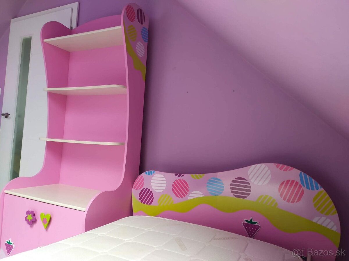 Krásny nábytok pre dievčatko - 6