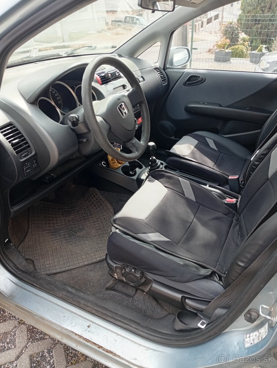 Predám Honda Jazz - 6