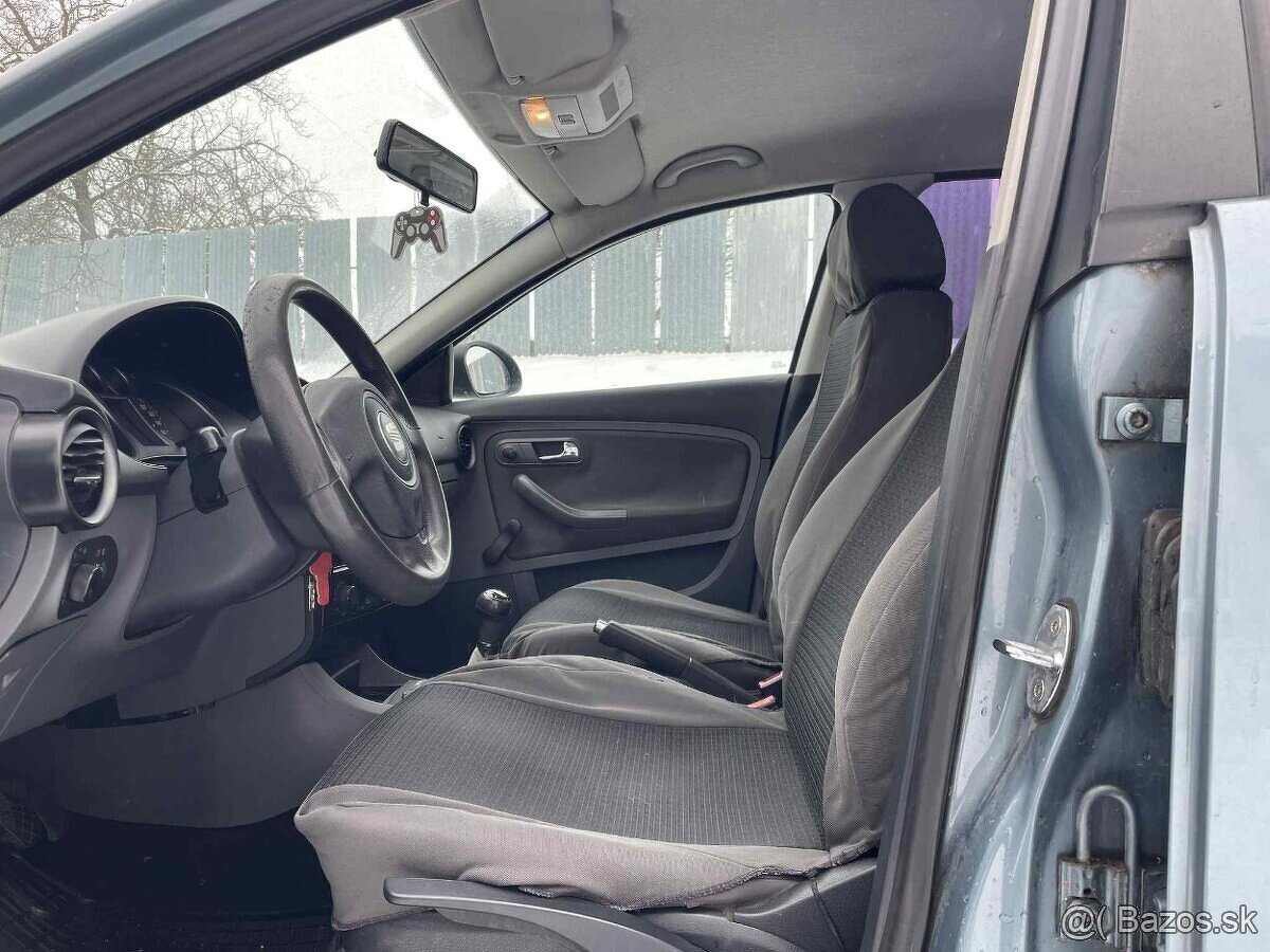 Seat cordoba 1.4 16V - 6