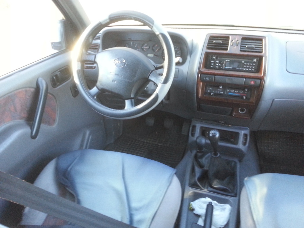 Nissan Terrano II 2,7TDi 92kw - 6