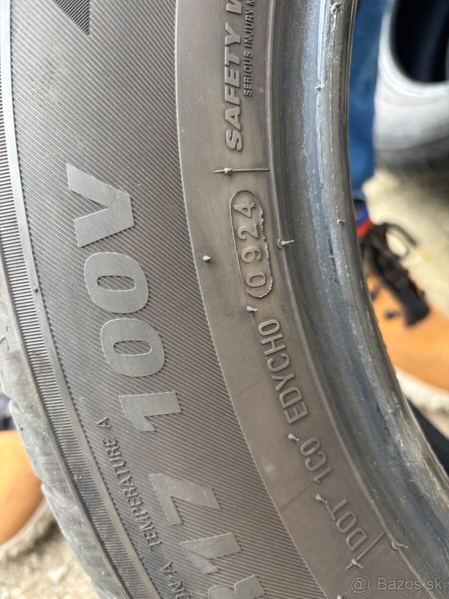 KUMHO 215/60 R17 - 6