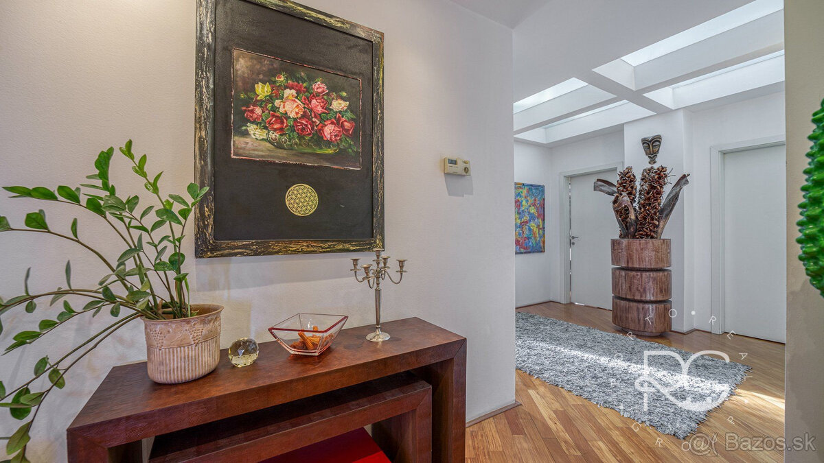 Pôsobivý staromestský byt s veľkou terasou s krásnym výhľado - 6