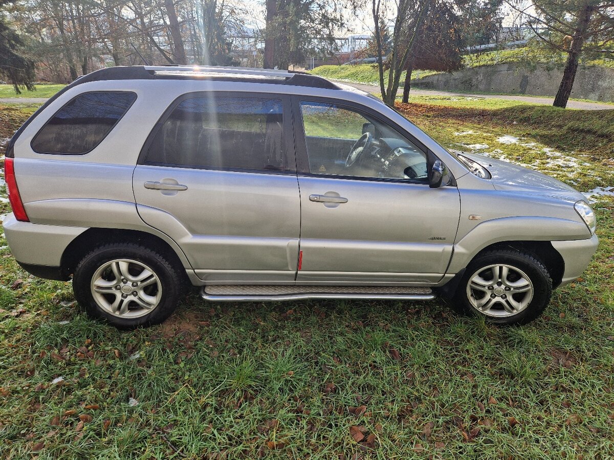 Kia sportage 2i+lpg 104kw 4x4 r.v.2007 - 6