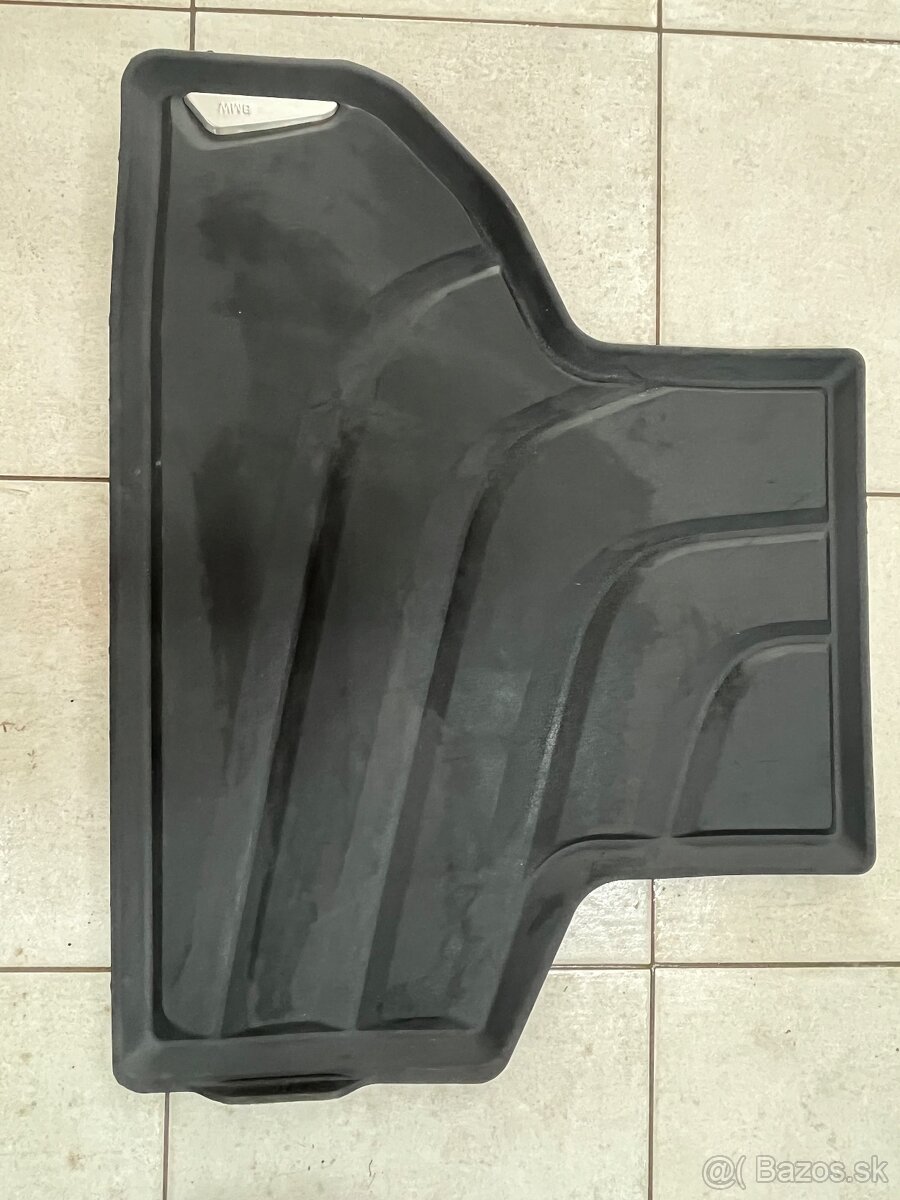 Podlahové koberčeky pre každé počasie – rada X5 + X6 + X7 + - 6