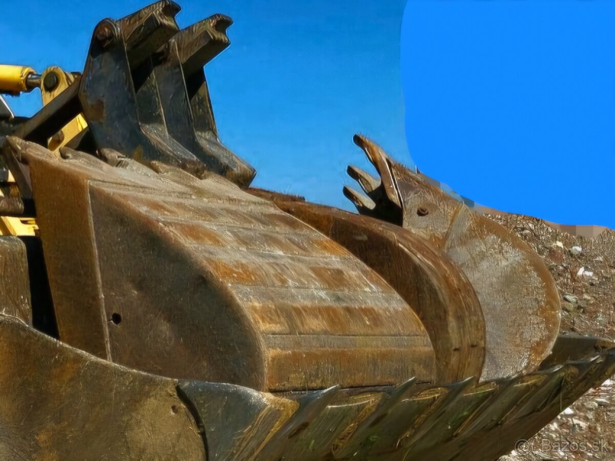 Traktorbager s TP a ŠPZ - 6