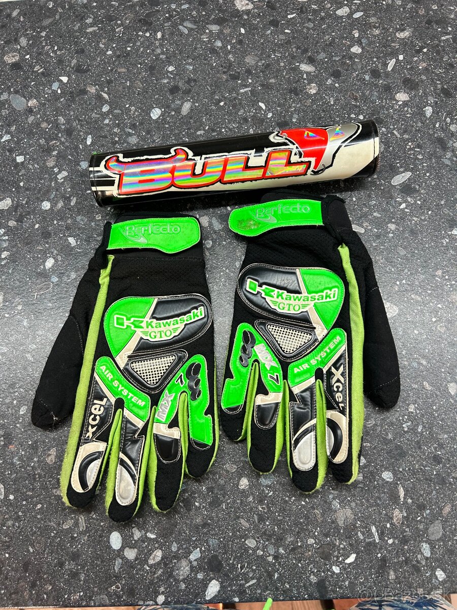 Rukavice + Chránič - 6