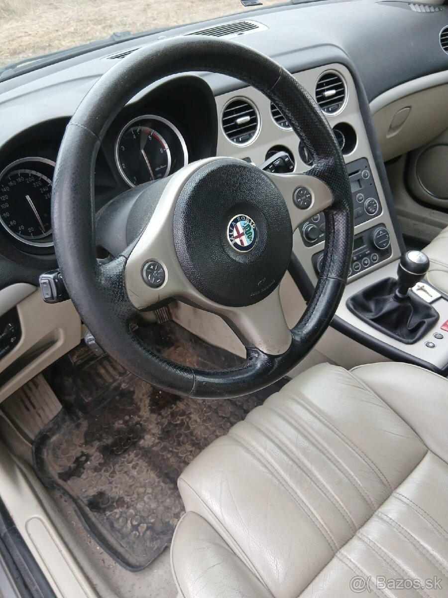 Alfa Romeo 159 - 6