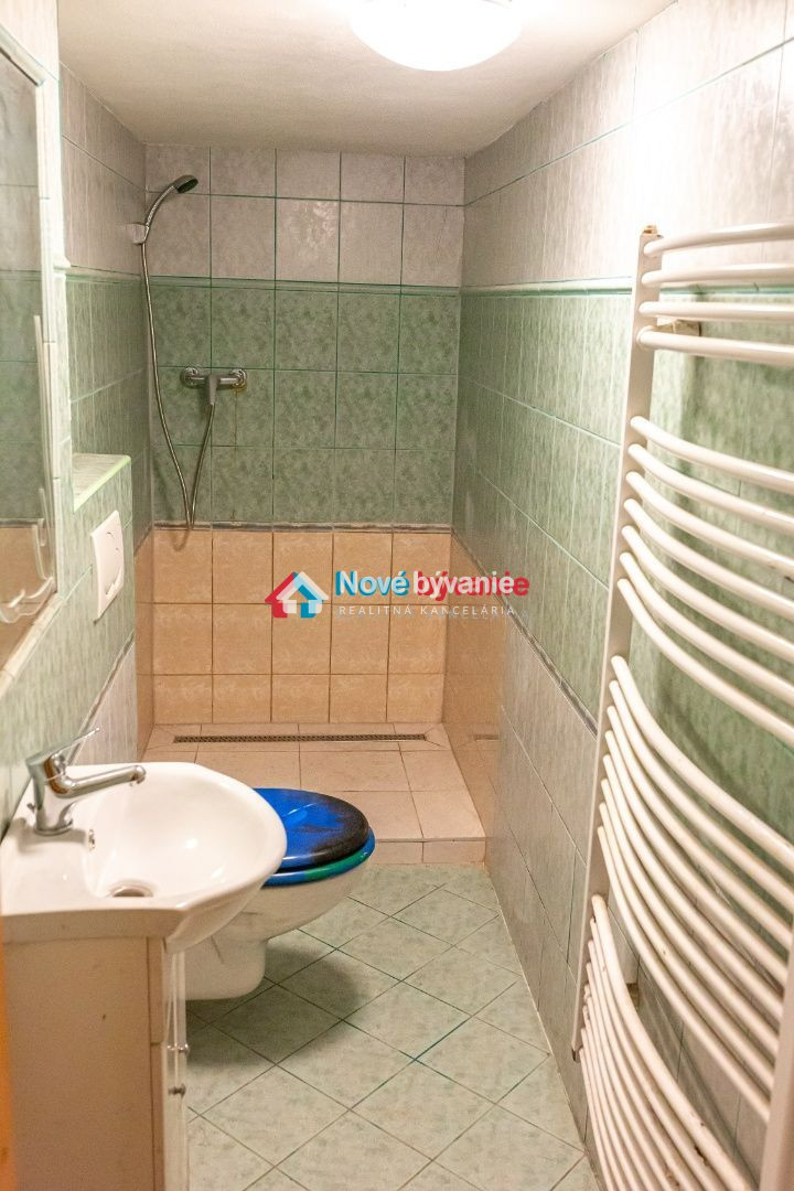 Krásna murovaná chata na Dubine II, pri obci Hranovnica - 6