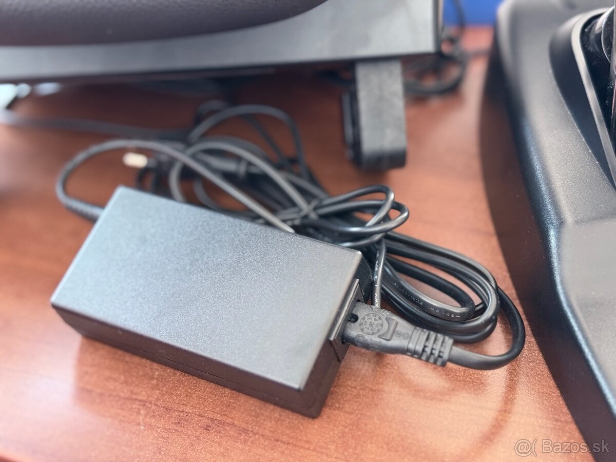 Logitech G29 Driving Force - Hrací Volant + Pedále - 6