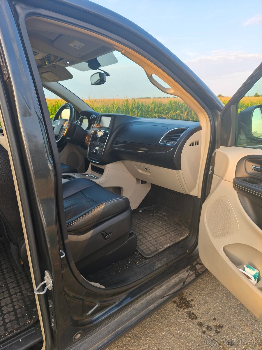 Lancia Voyager 2.8 crdi - 6