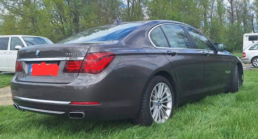 Bmw 750i x drive F01 facelift - 6