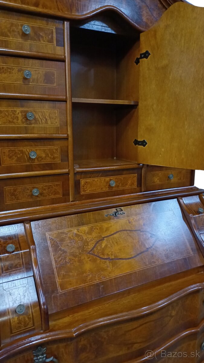 Starožitný nabytok - 6