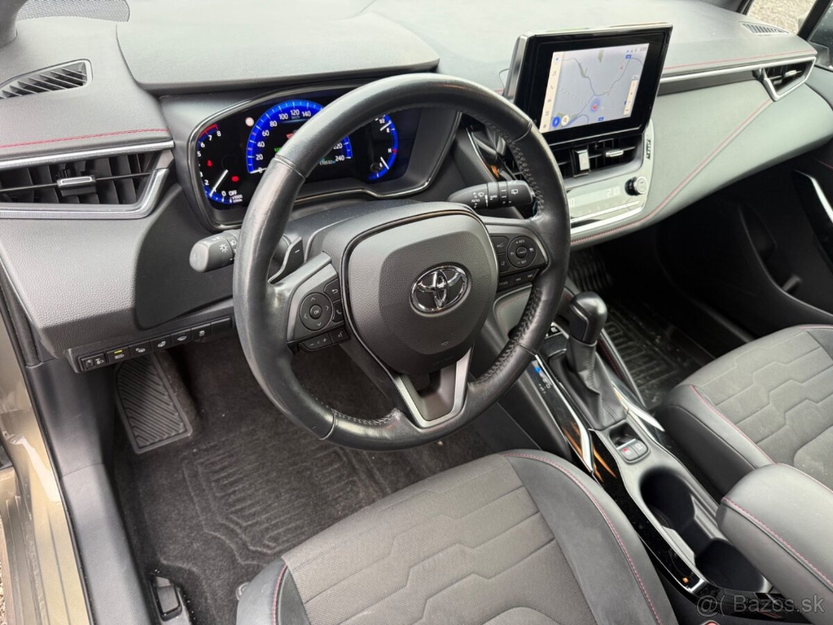 Toyota Corolla Combi 2.0 HEV Executive 1.Majiteľ ,SR, komple - 6