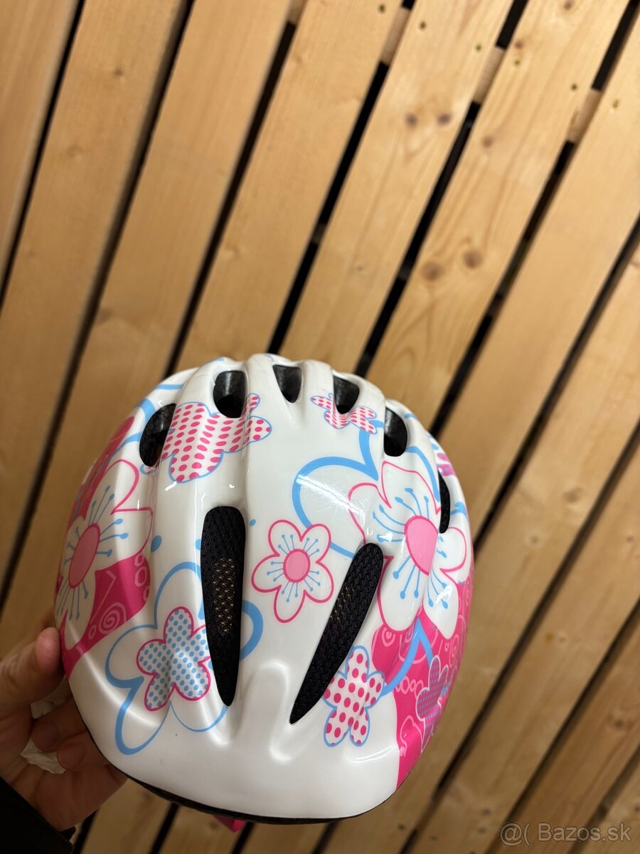 Dievcenska detska prilba - 6