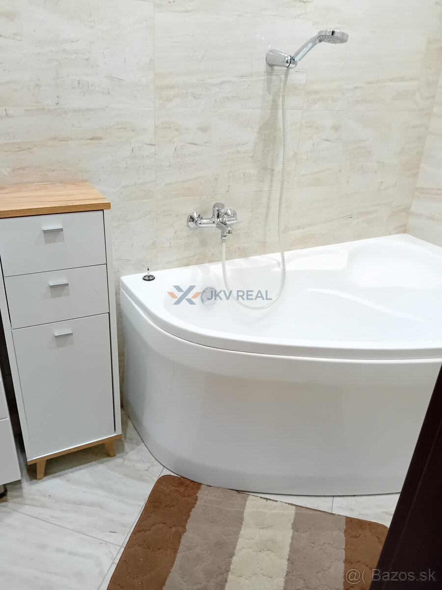 Zariadený 2 izbový byt s balkónom - 6