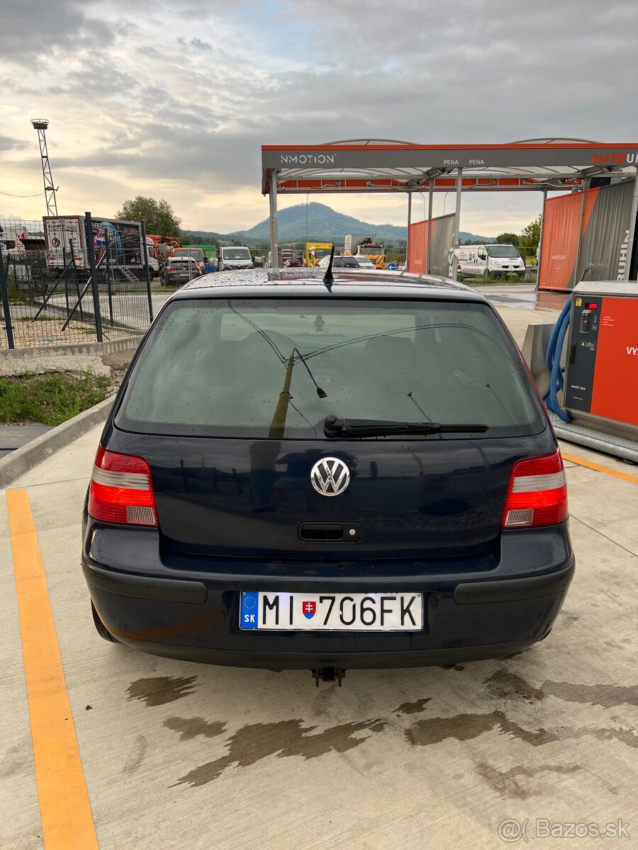 Volkswagen Golf IV - 6