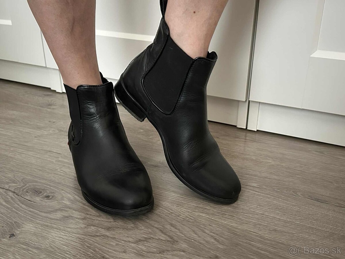 Kožene kotnikove čižmy vel 36 - 6
