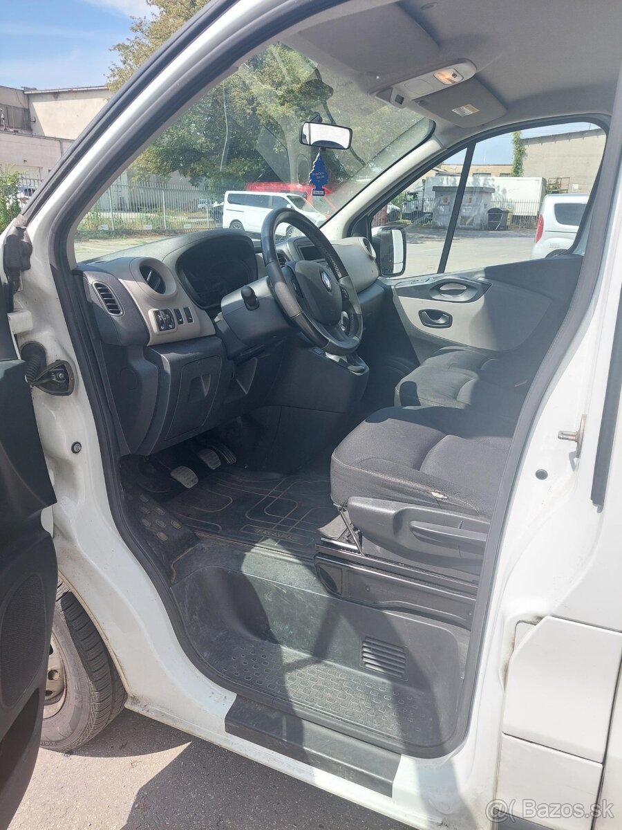 Renault Trafic 1.6 TDI 92 KW 9 Miestne - 6