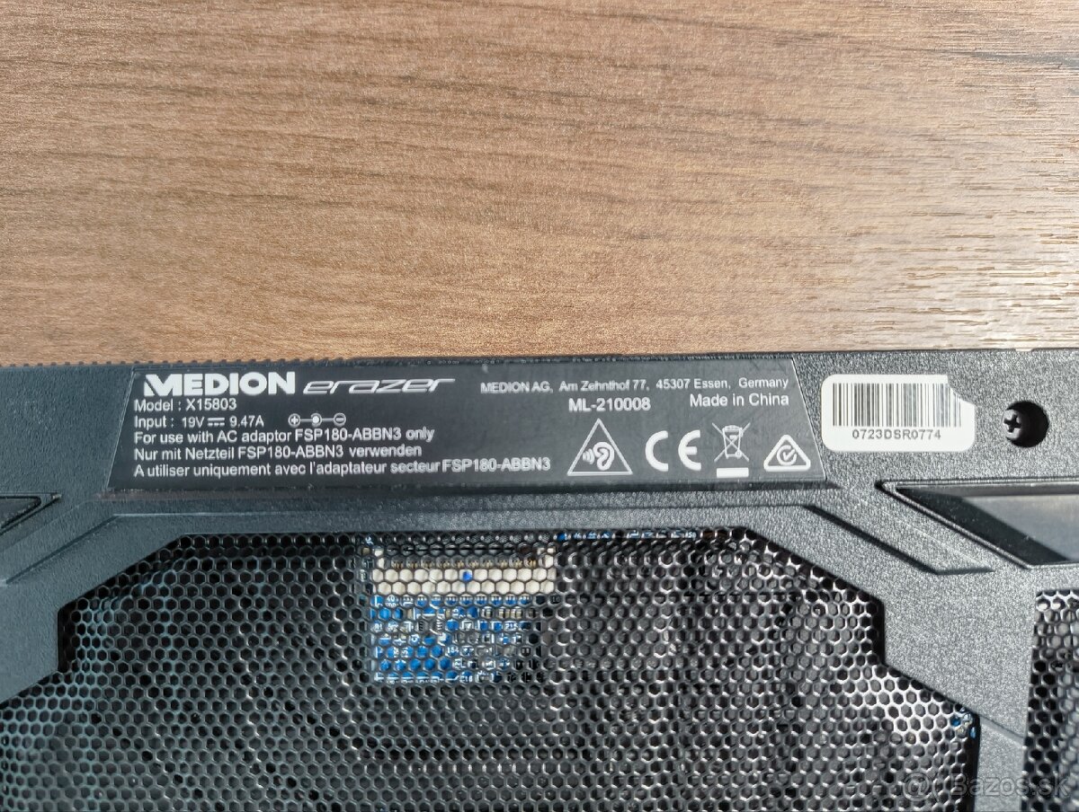 Medion Erazer - 6