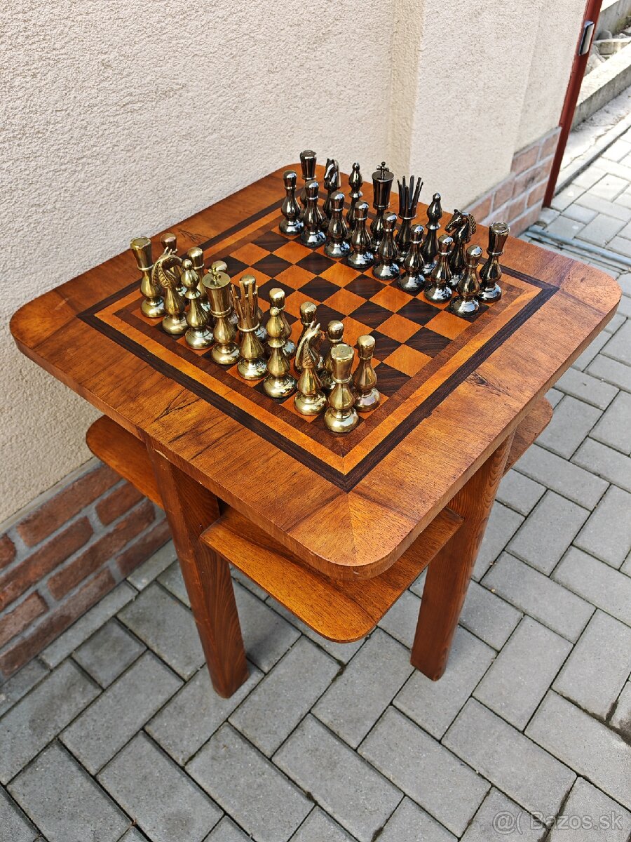 Šachový stolík s kovovým šachom - 6