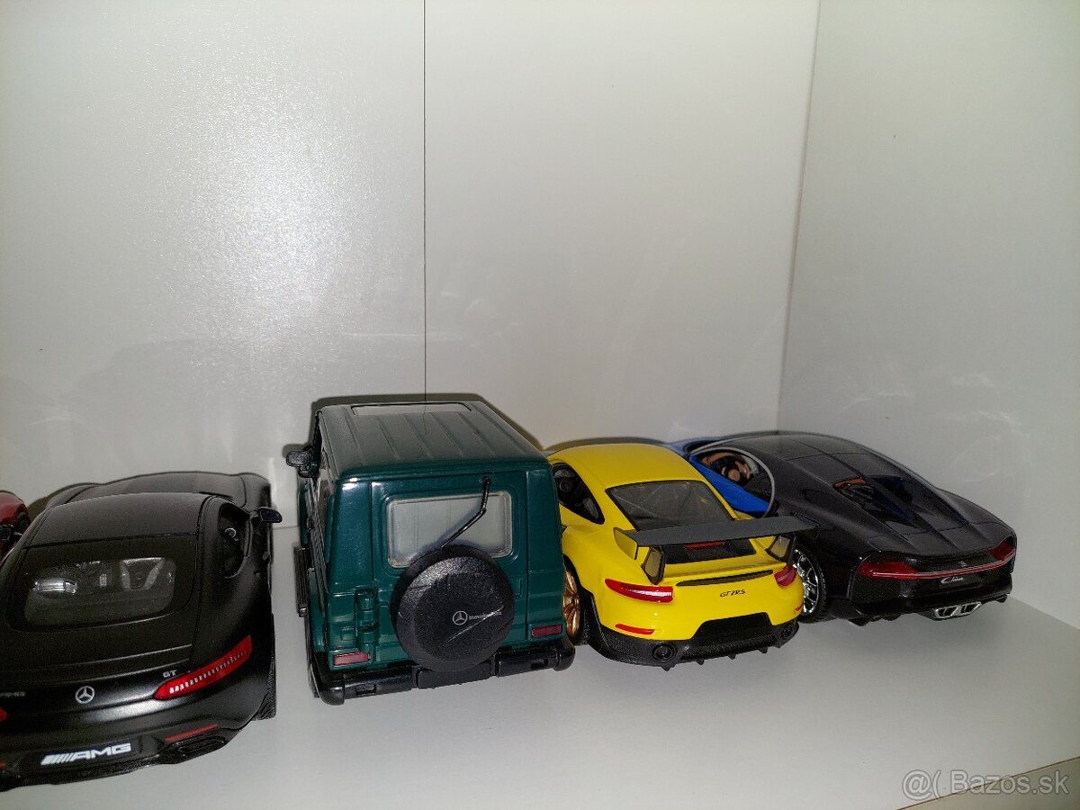 Modely áut 1:24 - 6