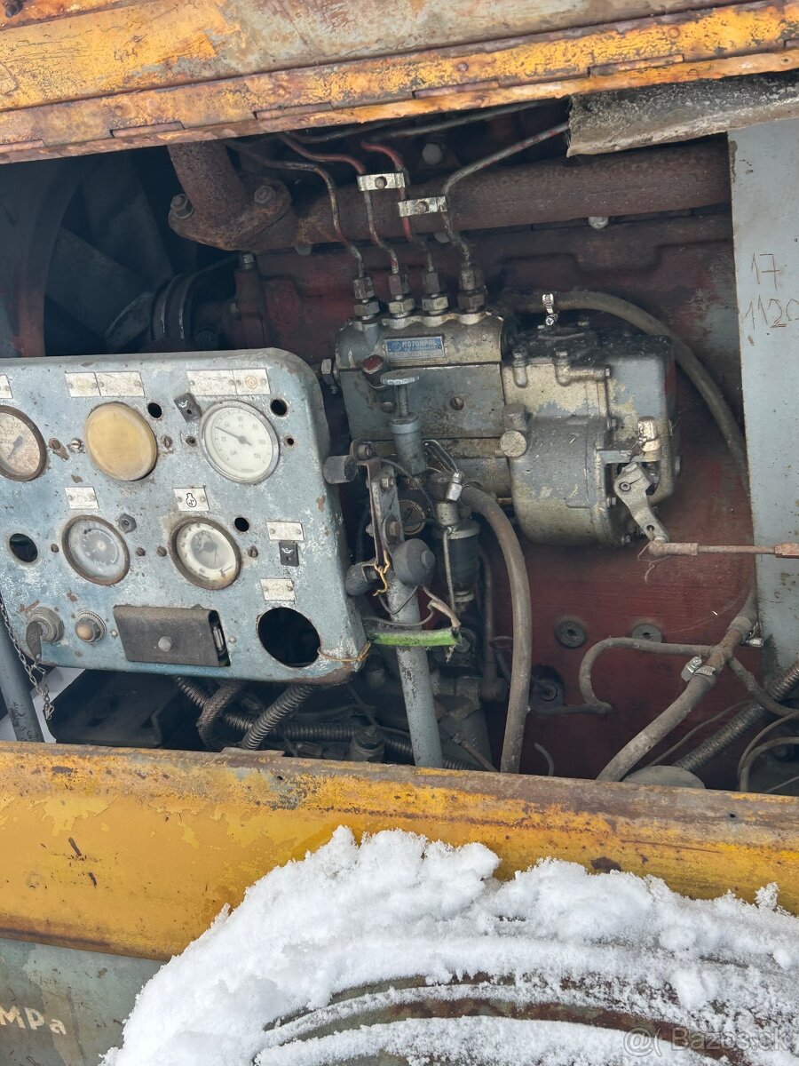 Predám dieselovy kompresor zetor DK200 - 6