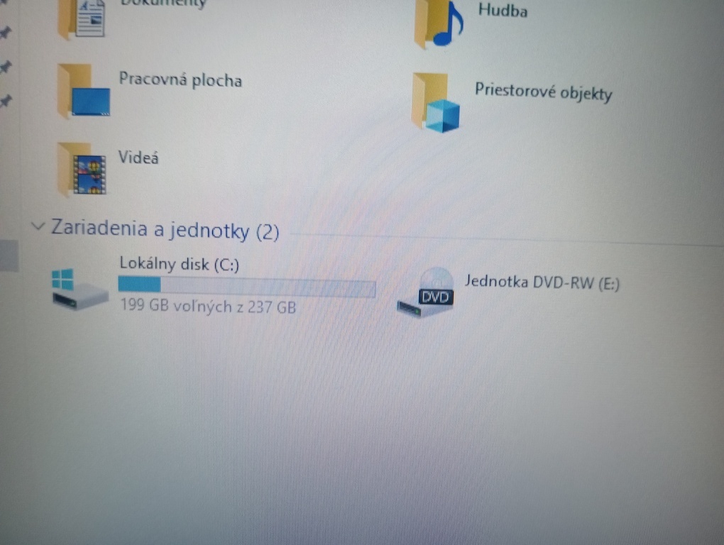 predám veľký 17" ntb DELL / Intel core i5 / 8gb ram / HDMI - 6