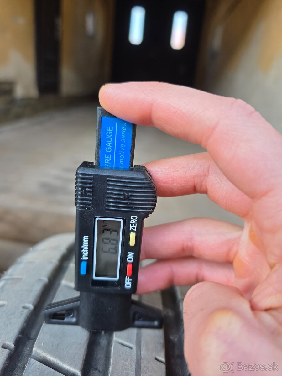 Pirelli P Zero 205/45 r17 - 6